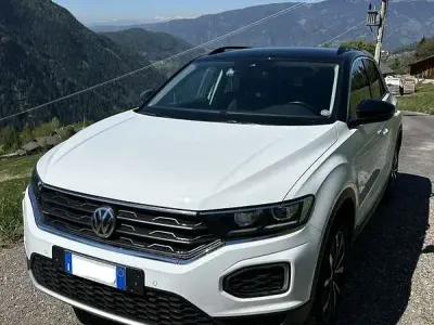 Usata VW T-Roc Style 150 CV (110 kW) 2019 Bianco SUV