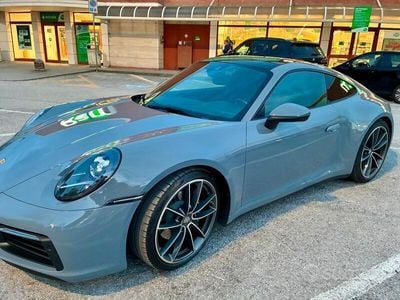 Porsche 911 Carrera
