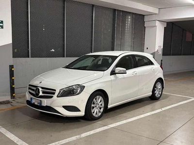 Usata Mercedes A180 109 CV (80 kW) 2015 Berlina