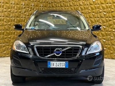 Usata Volvo XC60 Summum 163 CV (119 kW) 2011 Nero SUV