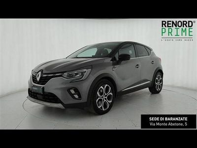 Usata Renault Captur Techno 145 CV (106 kW) 2023 Grigio scuro SUV