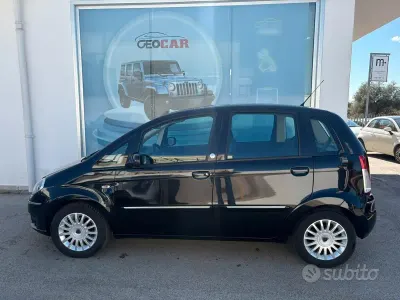 Usata Lancia Musa Gold 77 CV (56 kW) 2012 Nero Monovolume