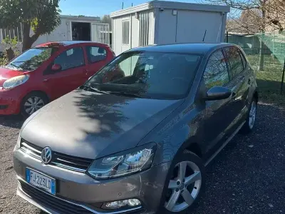 Usata VW Polo Business 75 CV (55 kW) 2016 Grigio Berlina