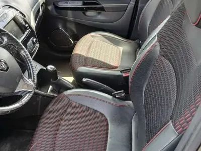 Usata Renault Captur 90 CV (66 kW) 2015 SUV