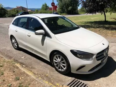 Usata Mercedes B180 116 CV (85 kW) 2020 Bianco Utilitaria