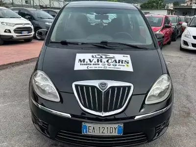 Usata Lancia Musa 95 CV (69 kW) 2010 Nero Monovolume