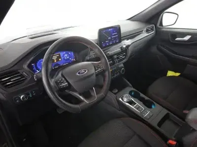 Usata Ford Kuga ST-Line 152 CV (111 kW) 2023 Agate black SUV