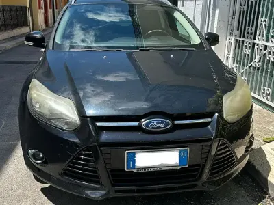 Usata Ford Focus Titanium 115 CV (84 kW) 2011 Nero Station wagon