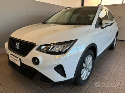Usata Seat Arona Style 110 CV (80 kW) 2024 Bianco SUV