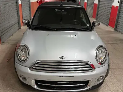 Usata Mini Cooper D Cabriolet 111 CV (81 kW) 2010 Argento Cabrio