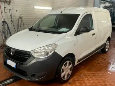 Usata Dacia Dokker 102 CV (75 kW) 2018 Bianco Monovolume