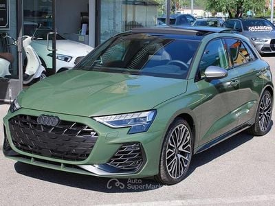 Nuova Audi S3 Sport 333 CV (244 kW) 2026 Verde Berlina