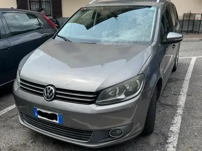 Usata VW Touran 136 CV (100 kW) 2010 Grigio Monovolume