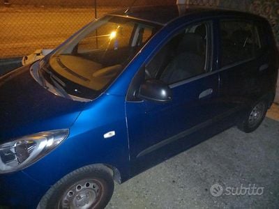 Usata Hyundai i10 69 CV (50 kW) 2012 Blu Utilitaria