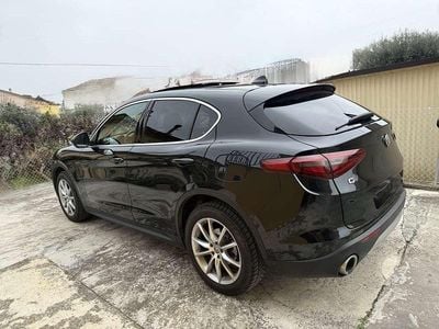 Usata Alfa Romeo Stelvio Executive 190 CV (139 kW) 2019 Nero SUV