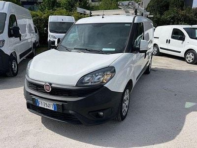 Usata Fiat Doblò 120 CV (88 kW) 2018 Bianco Monovolume