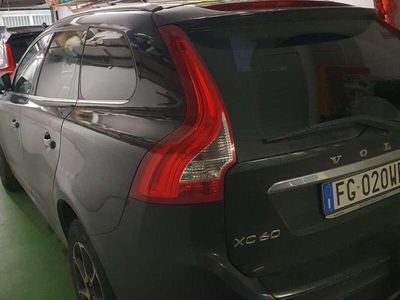 usata Volvo XC60 2.0 d3 Ocean Race 150cv geartronic