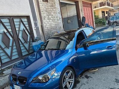 Usata BMW 530 M Sport 218 CV (160 kW) 2006 Blu Berlina