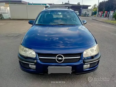 Usata Opel Omega S 130 CV (95 kW) 1999 Bluazzurro Station wagon