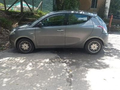 Usata Lancia Ypsilon 2018 Grigio Utilitaria
