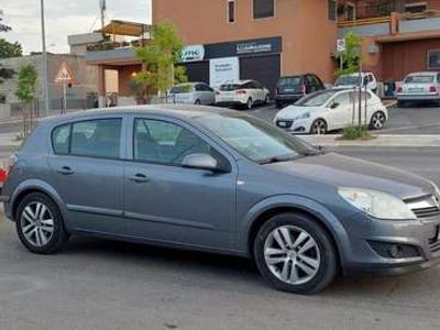 usata Opel Astra 5p 1.7 cdti Club 101cv