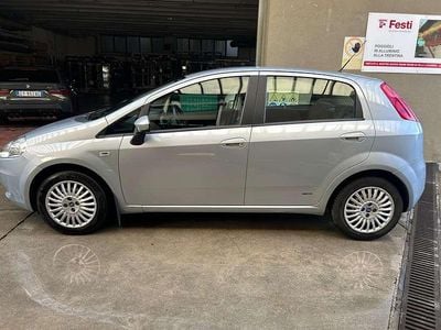 Usata Fiat Grande Punto Dynamic 75 CV (55 kW) 2006 Argento Utilitaria