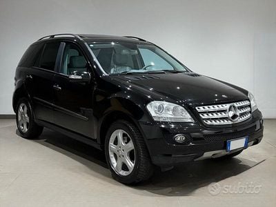 Usata Mercedes ML320 224 CV (164 kW) 2008 Nero SUV