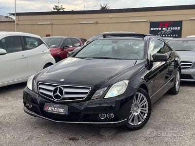 Usata Mercedes E220 Avantgarde 170 CV (125 kW) 2012 Nero Berlina
