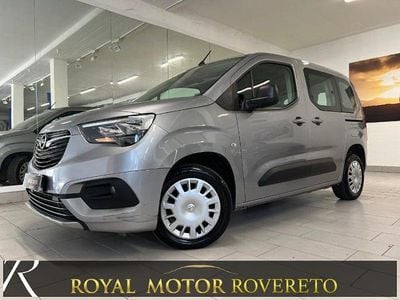 Usata Opel Combo Life Edition 102 CV (75 kW) 2021 Grigio scuro Monovolume