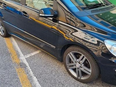 Usata Mercedes B200 Premium 140 CV (102 kW) 2010 Nero Monovolume