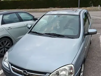 Usado Opel Corsa 90 HP (66 kW) 2006 Cinzento Citadino
