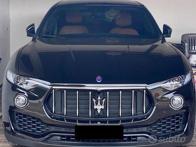 Usata Maserati Levante 350 CV (257 kW) 2019 Nero SUV