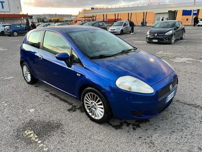 usata Fiat Grande Punto Grande Punto 1.3 MJT 75 CV 3 porte Active