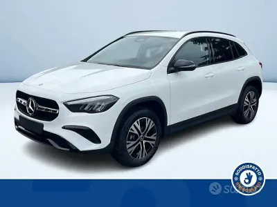 Nuova Mercedes GLA200 Advanced 150 CV (110 kW) 2026 Bianco SUV