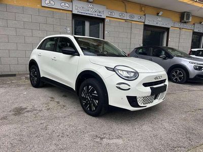 Usata Fiat 600 101 CV (74 kW) 2025 Bianco SUV