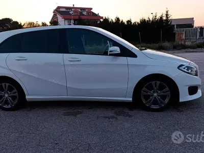 Occasion Mercedes B160 90 ch (66 kW) 2015 Blanc Monospace