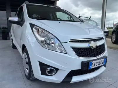 Usata Chevrolet Spark 68 CV (50 kW) 2012 Bianco Utilitaria