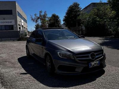 Usata Mercedes A200 Premium 136 CV (100 kW) 2014 Grigio Utilitaria