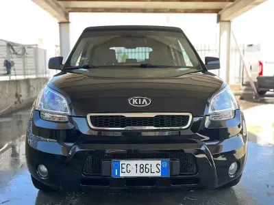 Usado Kia Soul 128 CV (94 kW) 2011 Negro SUV