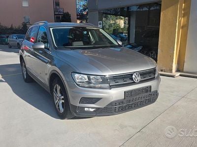 Gebraucht VW Tiguan Business 150 PS (110 kW) 2018 Braun SUV
