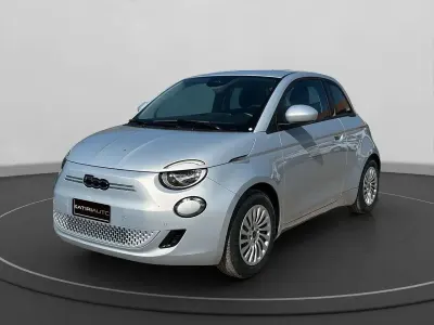 Nuova Fiat 500e Tech 2026 Celestial blue Berlina