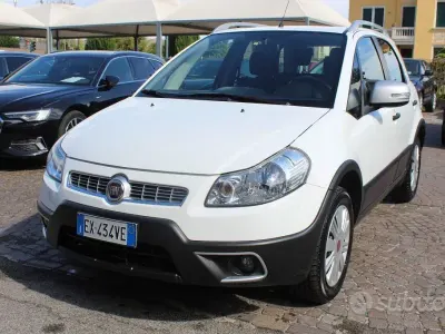 Begagnad Fiat Sedici Dynamic 120 HK (88 kW) 2014 Vit SUV