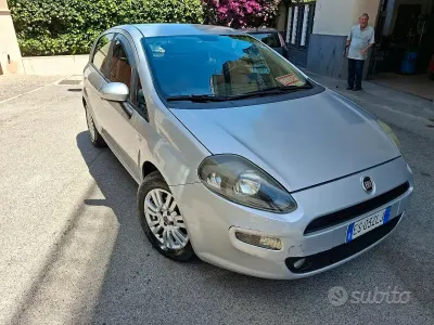Usata Fiat Punto 69 CV (50 kW) 2013 Grigio Utilitaria