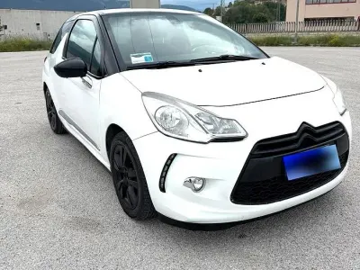 Usata Citroën DS3 92 CV (67 kW) 2013 Bianco Coupé