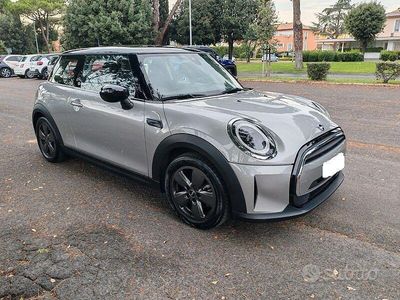 Grigio Usata 2023 Mini Cooper Classic Utilitaria | 23.900 € (Buon prezzo)