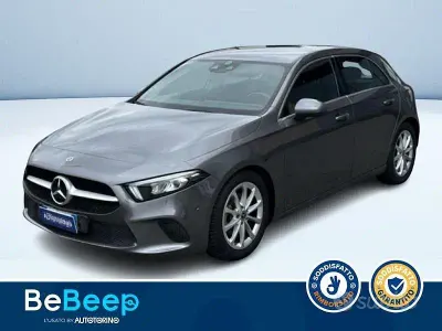 Usata Mercedes A180 116 CV (85 kW) 2018 Grigio metallizzato Berlina