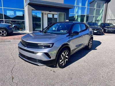 Nuova Opel Mokka 136 CV (100 kW) 2025 Grigio medio SUV