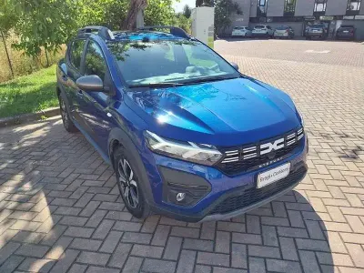 Usata Dacia Sandero Comfort 91 CV (66 kW) 2023 Blu Utilitaria