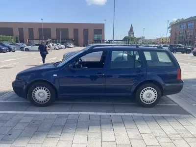 Usata VW Golf III 90 CV (66 kW) 1999 Bluazzurro Station wagon