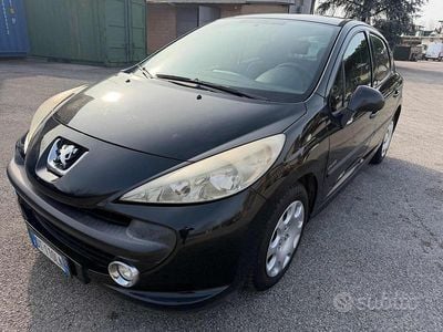 Usata Peugeot 207 75 CV (55 kW) 2008 Nero Berlina